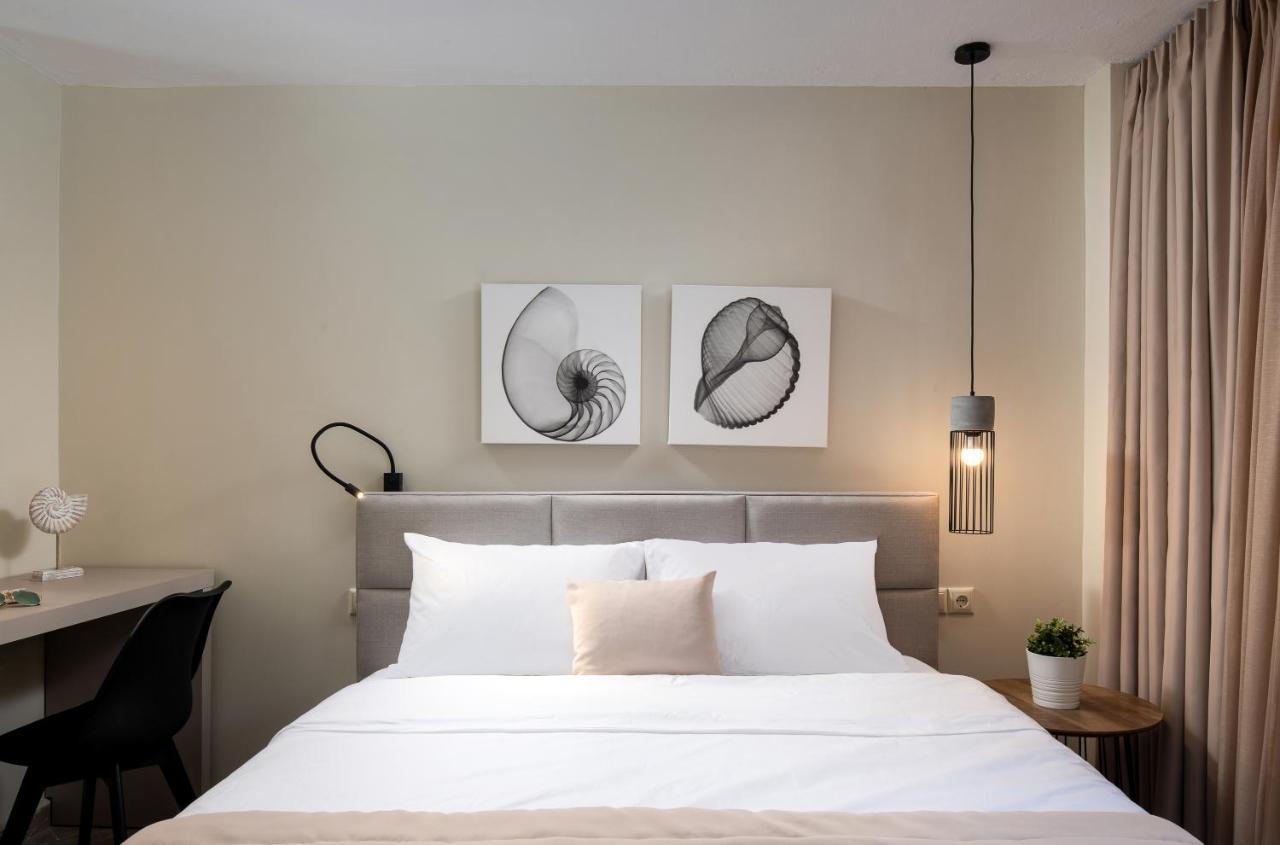 Olenia Luxury Apartments 1 ネオス・マルマラス エクステリア 写真