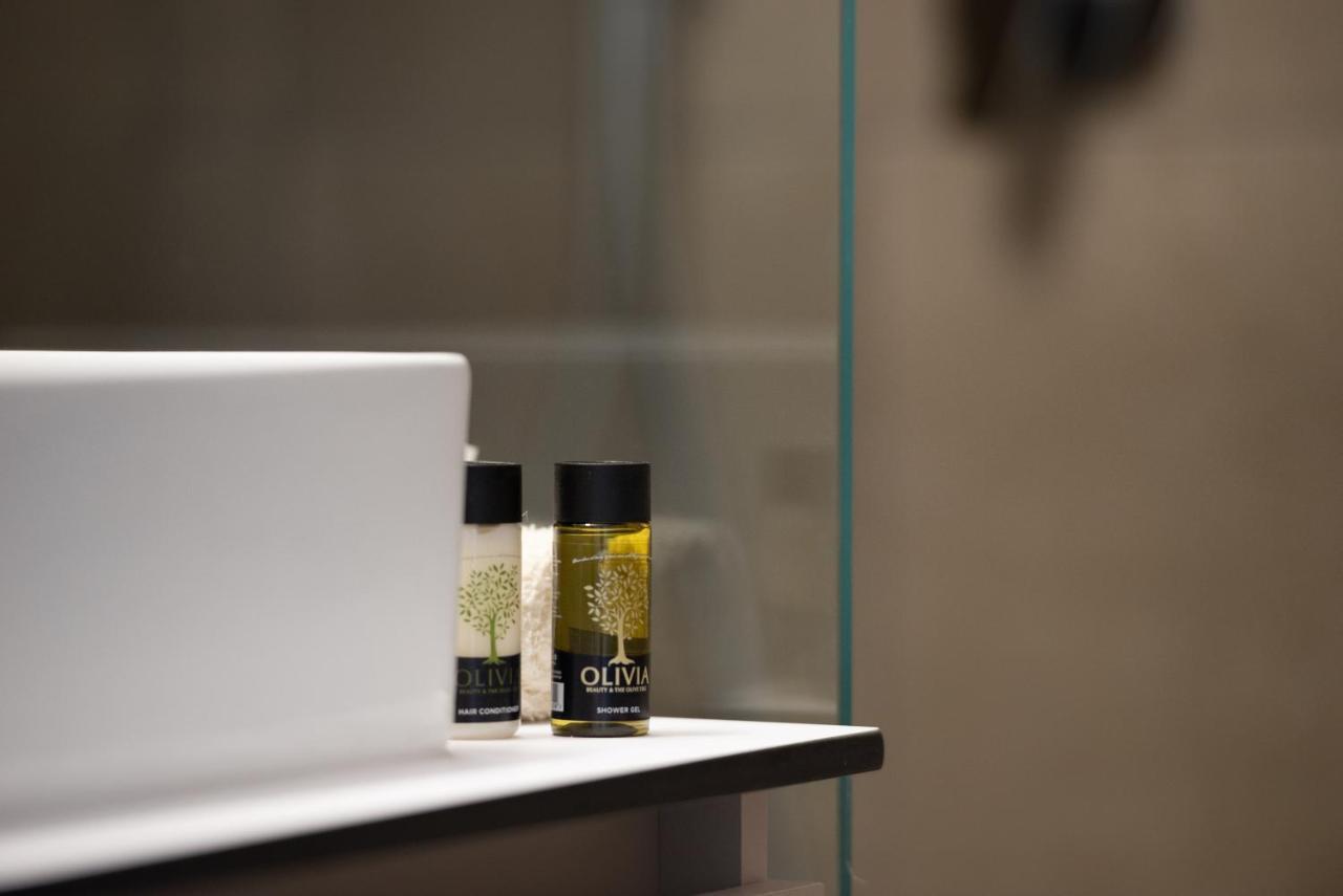 Olenia Luxury Apartments 1 ネオス・マルマラス エクステリア 写真